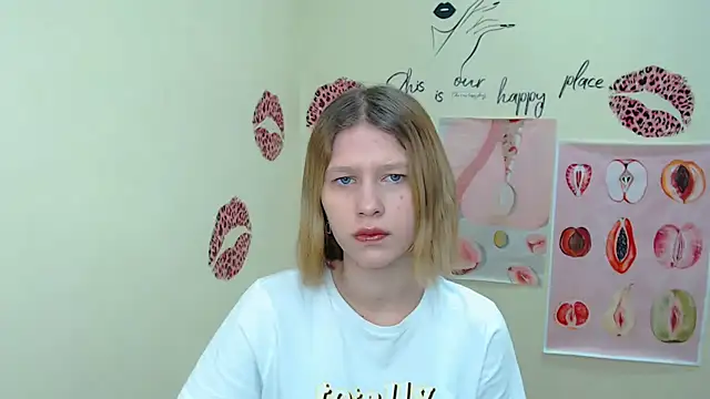 Snapshot of StellaCRL chatting on 02.15.25 StellaCRL online show from 02.15.25