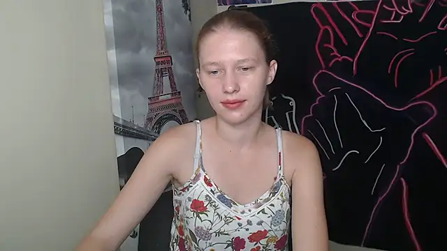 Snapshot of StellaCRL chatting on 09.10.25 StellaCRL online show from 09.10.25