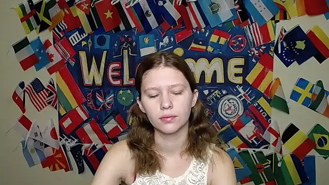 Snapshot of StellaCRL chatting on 12.14.25 StellaCRL online show from 12.14.25