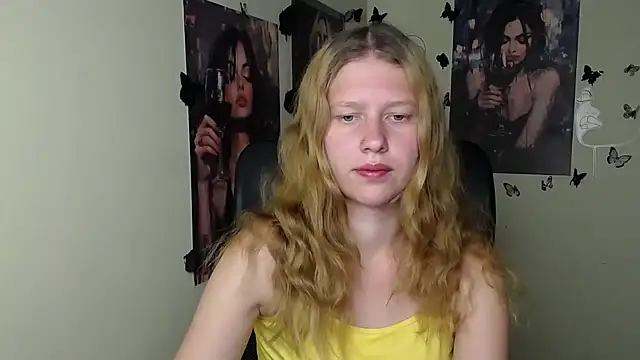 Snapshot of StellaCRL chatting on 07.07.26 StellaCRL online show from 07.07.26