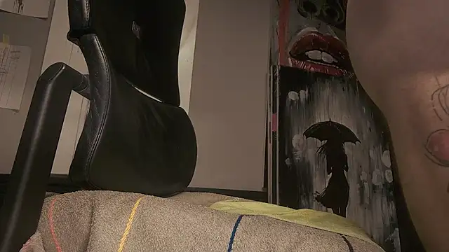 dani4334 online show from 10.16.25