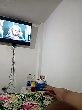 Snapshot of Jhonsansan chatting on 10.05.25 Jhonsansan online show from 10.05.25