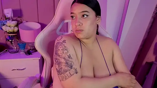 MollyBigBoobs12 online show from 06.09.26