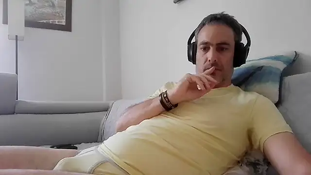 basquehotboy online show from 04.15.26