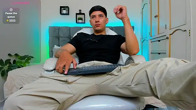 Damian23   online show from 03.20.25