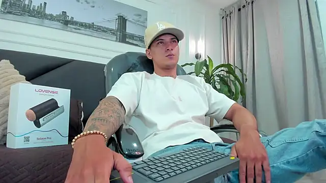 Damian23   online show from 11.12.25