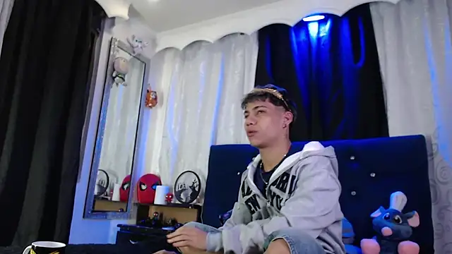 Sexys Boys Hot1 online show from 06.17.26