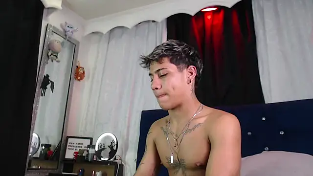Snapshot of Sexys_Boys_Hot1 chatting on 07.07.26 Sexys Boys Hot1 online show from 07.07.26