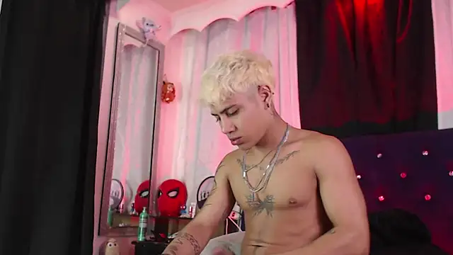 Snapshot of Sexys_Boys_Hot1 chatting on 07.19.26 Sexys Boys Hot1 online show from 07.19.26