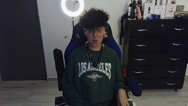 thomascooper7 online show from 02.14.25