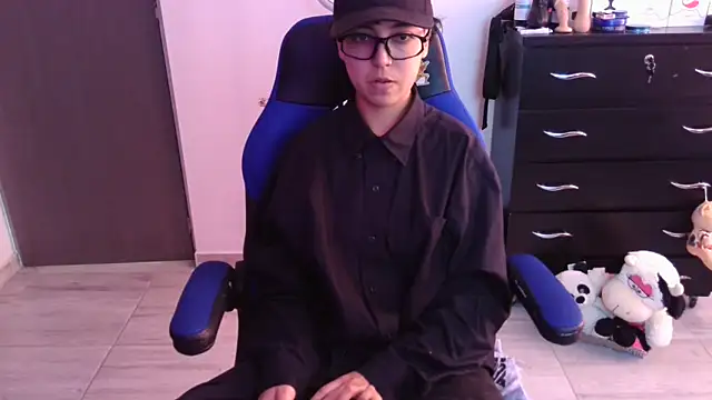 thomascooper7 online show from 11.29.25