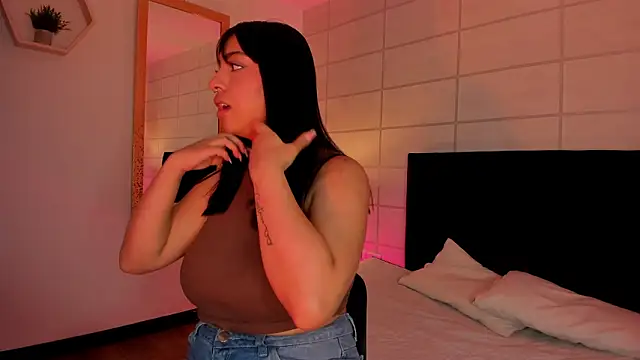 Christine Laam online show from 02.11.26