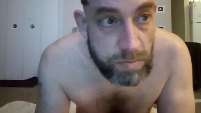 Snapshot of rickydickyskull chatting on 12.19.25 rickydickyskull online show from 12.19.25