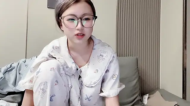 MM YY SS online show from 10.21.25