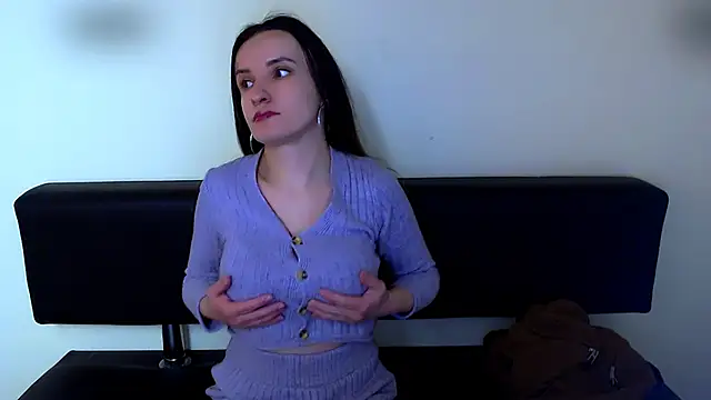 LaimaV  online show from 02.17.26