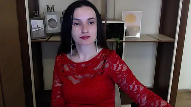LaimaV  online show from 04.25.26
