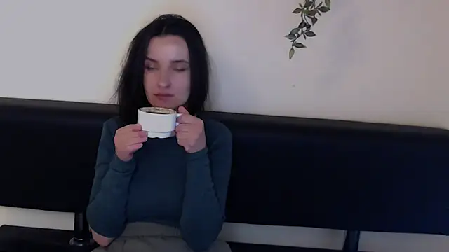 LaimaV  online show from 04.28.26