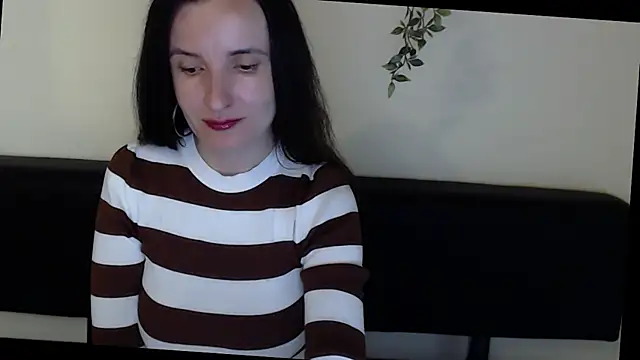 LaimaV  online show from 05.04.26