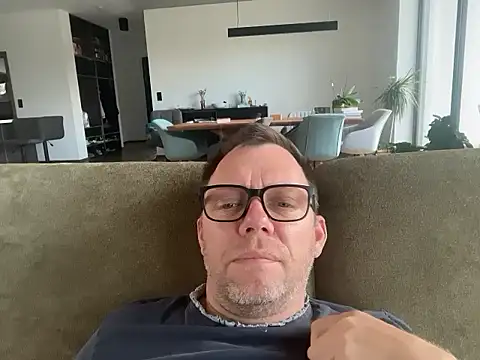 xmnbx77 online show from 10.13.25