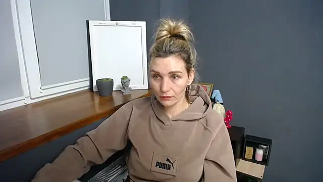 Snapshot of _sexy_lady chatting on 01.04.25  sexy lady online show from 01.04.25