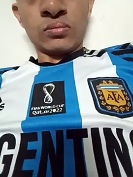 Snapshot of fanus_6927 chatting on 12.31.24 fanus 6927 online show from 12.31.24