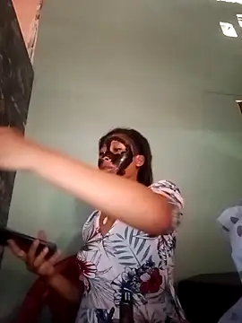 RosseyC online show from 01.28.25