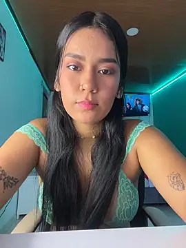 Snapshot of ALANAH_KITTY chatting on 03.30.26 ALANAH KITTY online show from 03.30.26