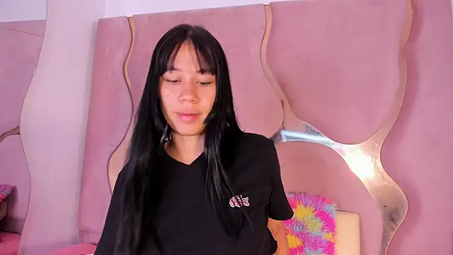 Snapshot of Sofia-candyht chatting on 06.20.26 Sofia-candyht online show from 06.20.26