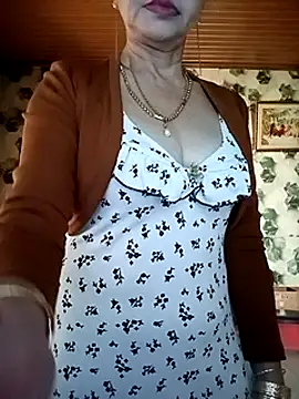 Baby-sexysweet69 online show from 01.05.25