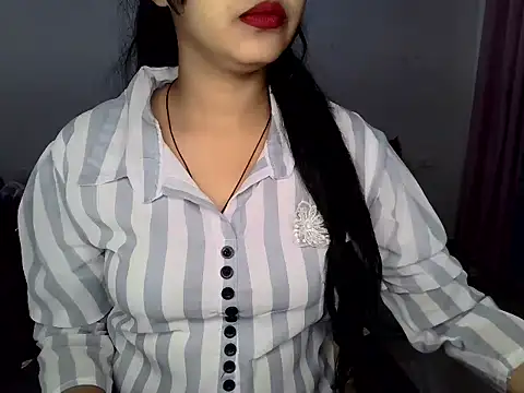 Snapshot of MOSAM_ chatting on 12.15.24 MOSAM online show from 12.15.24