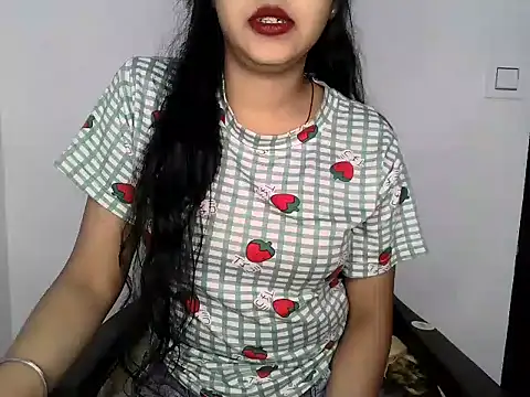 Snapshot of MOSAM_ chatting on 12.19.24 MOSAM online show from 12.19.24