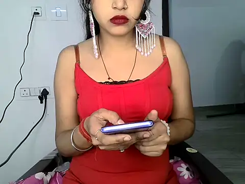 Snapshot of MOSAM_ chatting on 12.23.24 MOSAM online show from 12.23.24