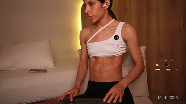 veronica mendez1 online show from 10.15.25