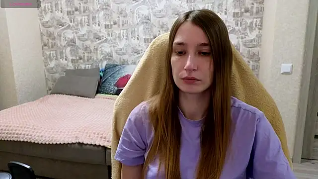 Snapshot of beril_kiss- chatting on 10.11.25 beril kiss- online show from 10.11.25