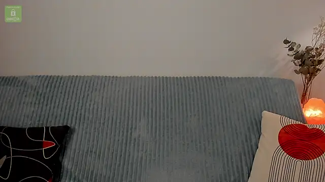 erika hoiree online show from 02.14.25