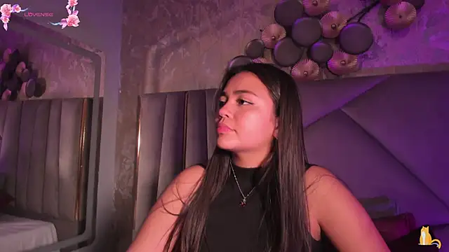 KimDevinne online show from 06.12.26