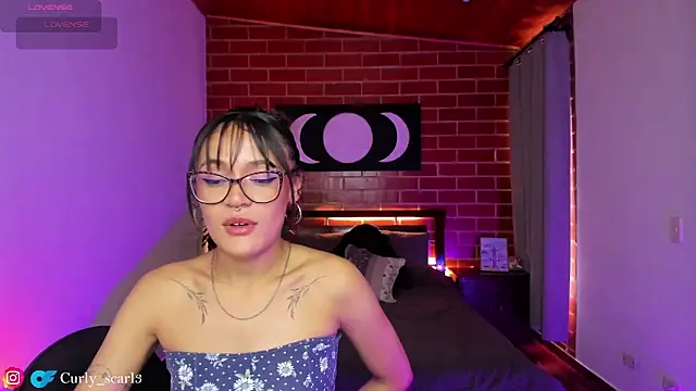 Snapshot of Scarlett_Vela13 chatting on 06.18.26 Scarlett Vela13 online show from 06.18.26