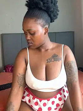 ThickPearlx23 online show from 08.04.26