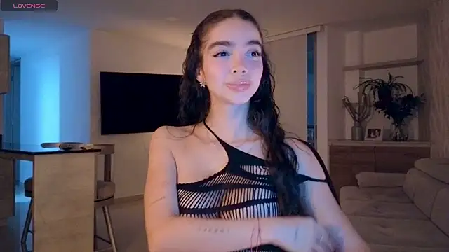 Snapshot of Siny_Moore chatting on 03.26.26 Siny Moore online show from 03.26.26