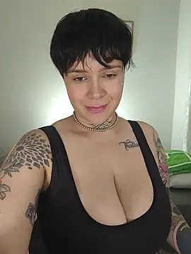 Snapshot of KatInk chatting on 06.14.26 KatInk online show from 06.14.26