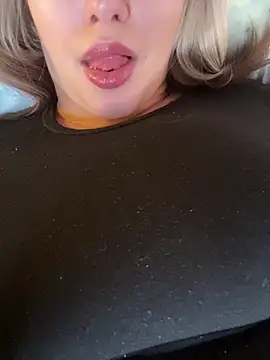 69Laura696 online show from 01.04.25