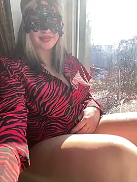 69Laura696 online show from 02.18.25