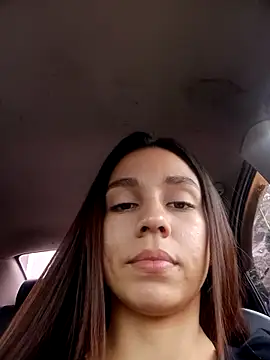 Luci And Sofi online show from 04.29.26
