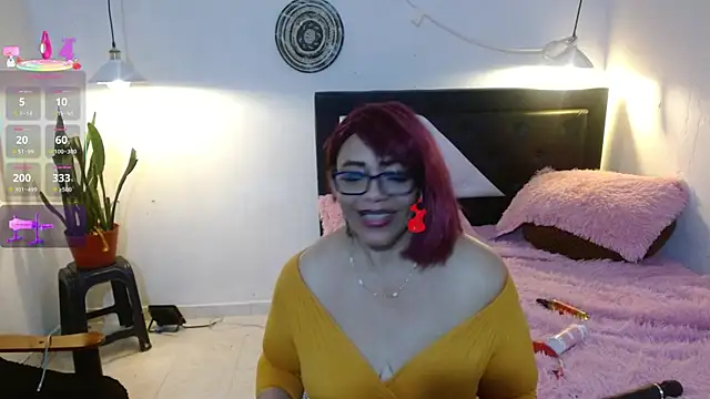 Snapshot of PervertedMature chatting on 07.18.26 PervertedMature online show from 07.18.26
