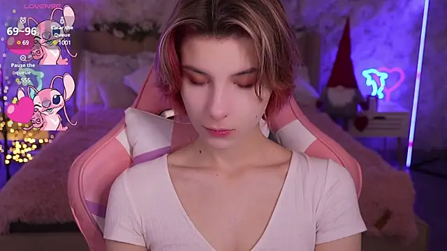 Snapshot of HaylaAmber chatting on 01.04.25 HaylaAmber online show from 01.04.25