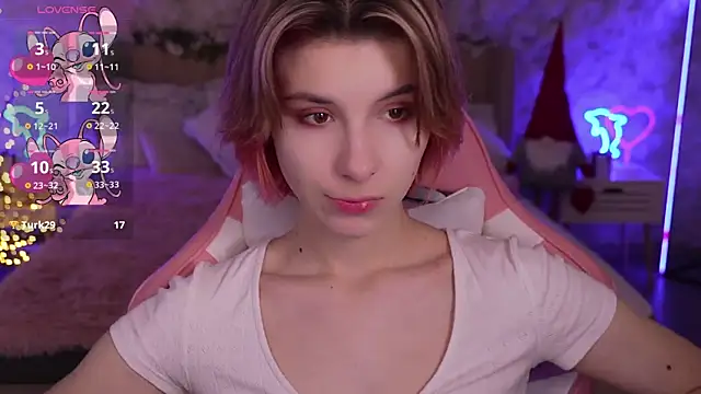 Snapshot of HaylaAmber chatting on 01.04.25 HaylaAmber online show from 01.04.25