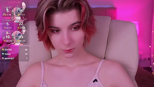 Snapshot of HaylaAmber chatting on 02.17.25 HaylaAmber online show from 02.17.25