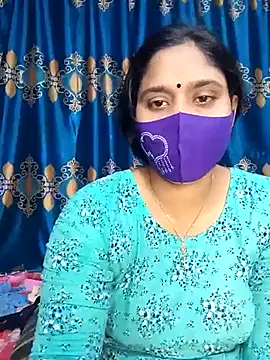 Hot Maleka online show from 02.23.25