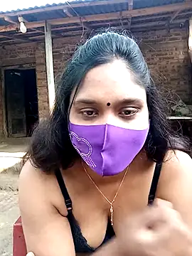 Hot Maleka online show from 02.24.25