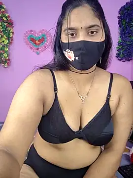 Hot Maleka online show from 11.29.25
